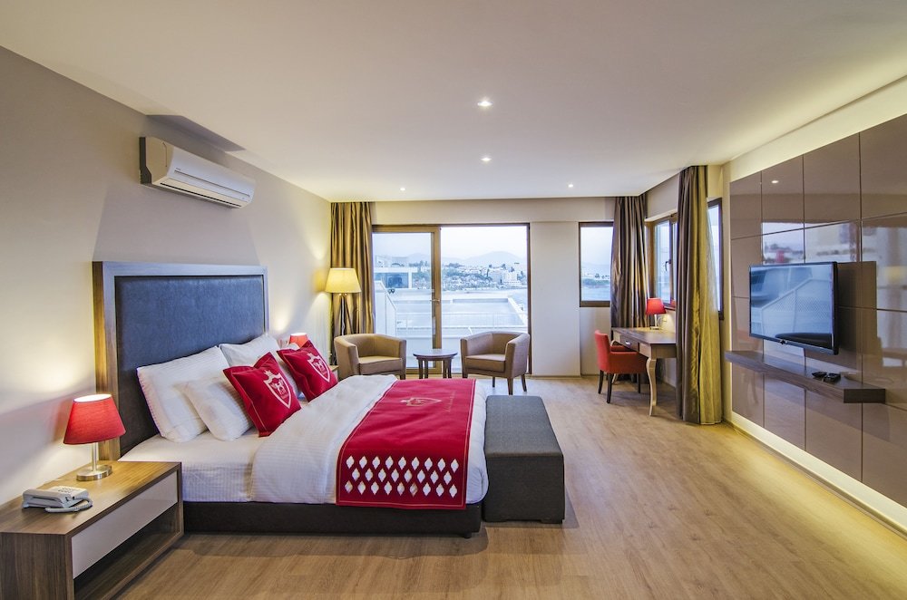 Кушадасы: Ladies Beach Suite Hotel