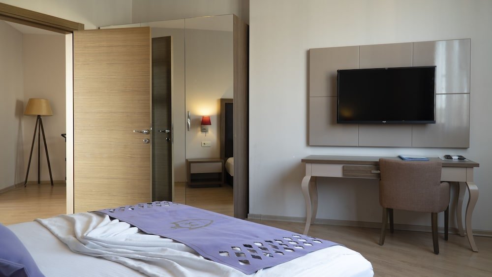 Кушадасы: Ladies Beach Suite Hotel