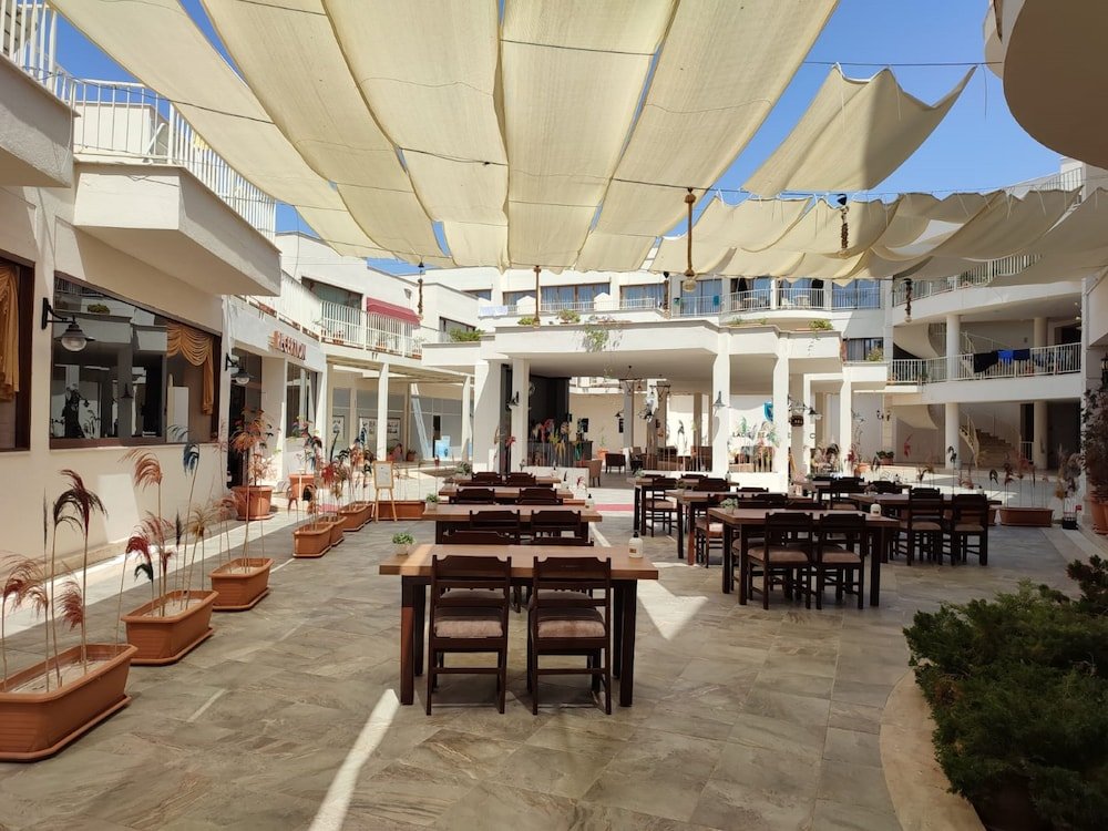 Кушадасы: Ladies Beach Suite Hotel