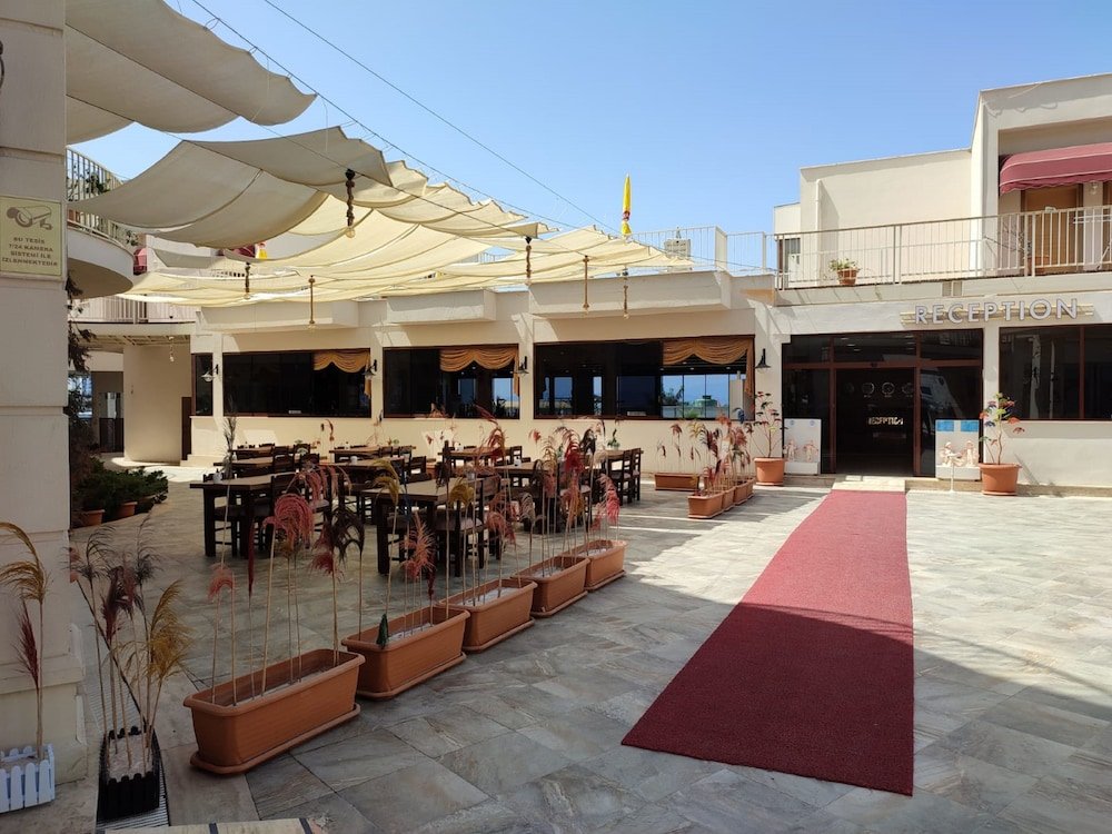 Ladies Beach Suite Hotel — фото 6