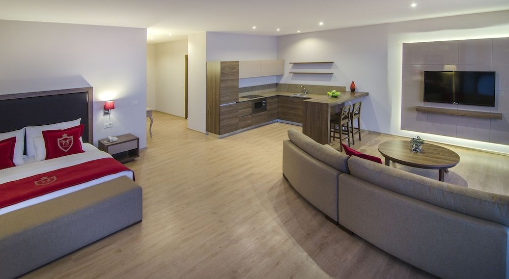 Кушадасы: Ladies Beach Suite Hotel