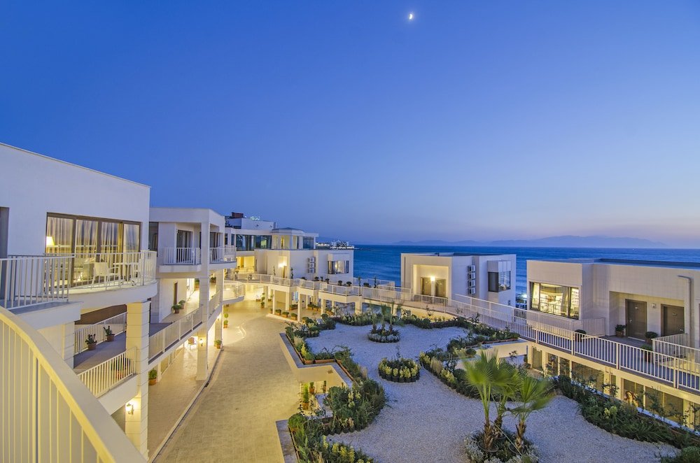 Кушадасы: Ladies Beach Suite Hotel