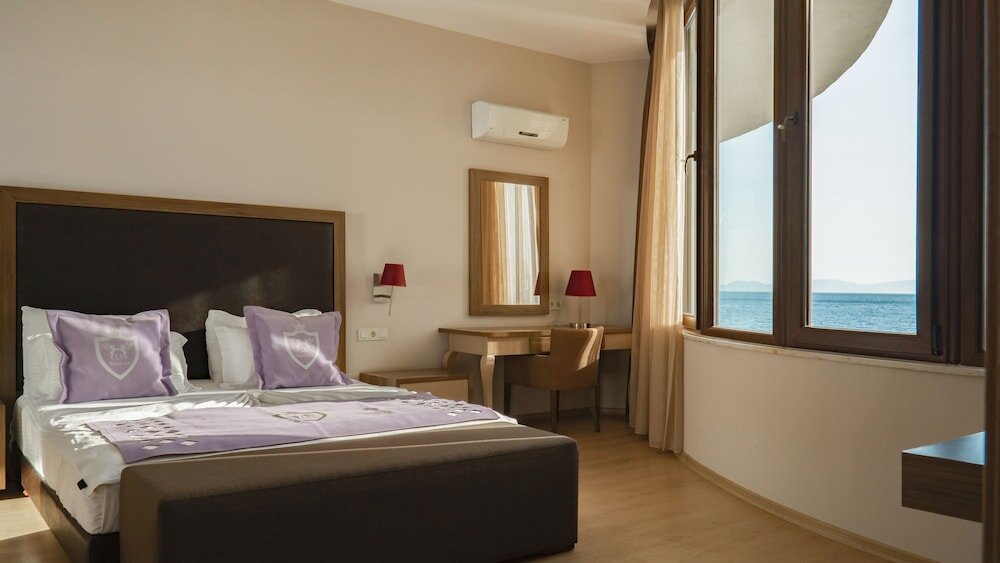 Кушадасы: Ladies Beach Suite Hotel