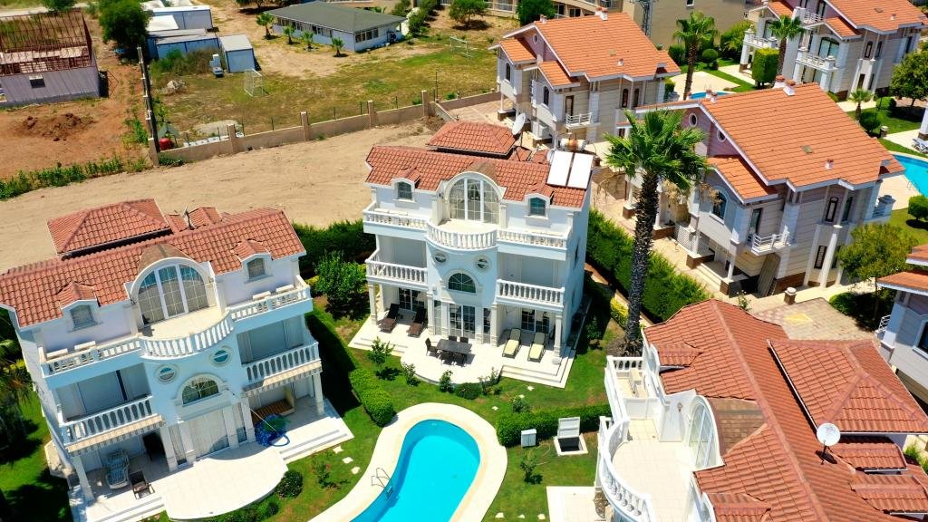 Серик: Helios Villa