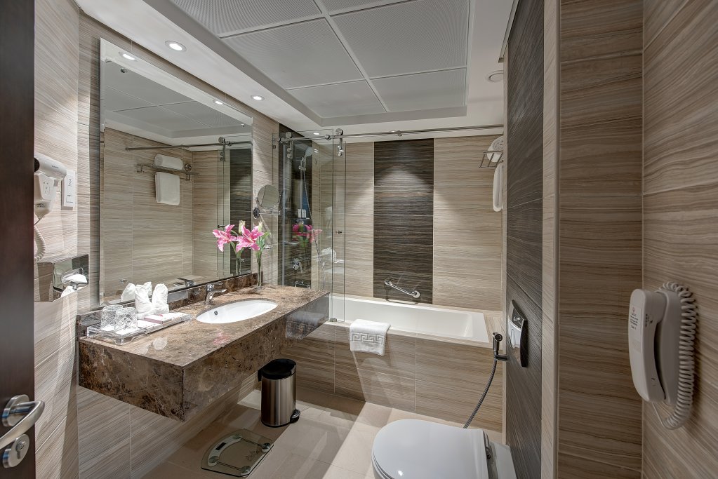 Дубай: Omega Hotel
