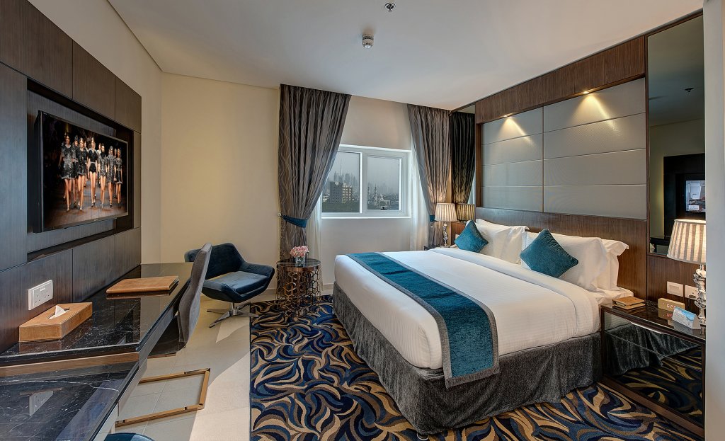 Дубай: Omega Hotel