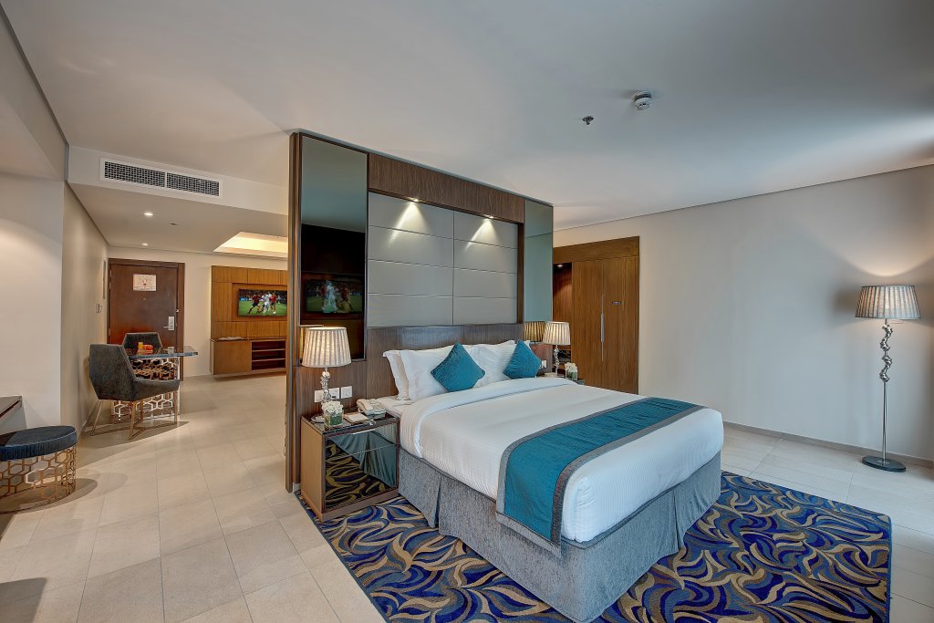 Дубай: Omega Hotel