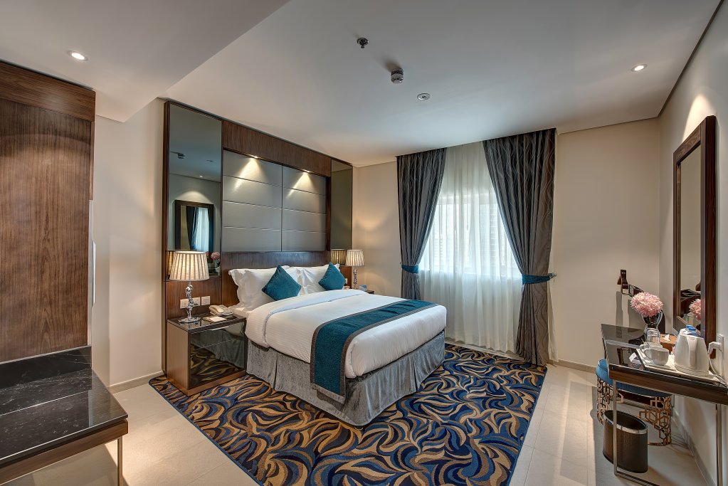 Дубай: Omega Hotel