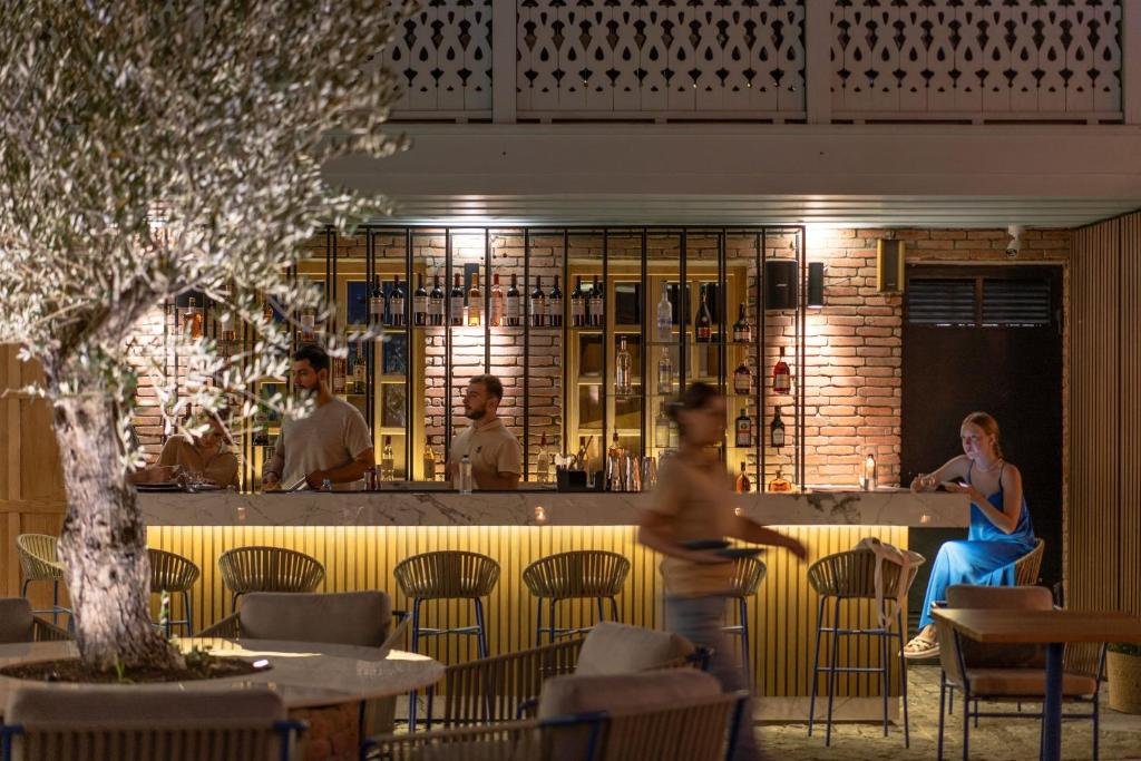 Тбилиси: Отель Clocks Hotel Tbilisi