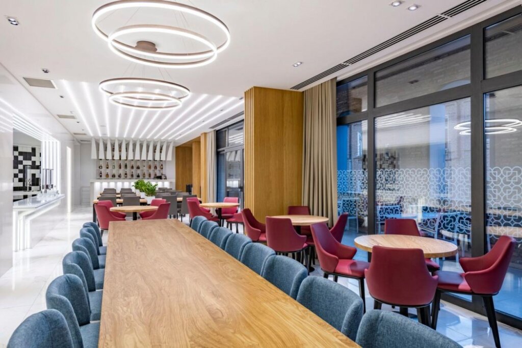 Тбилиси: Отель Clocks Hotel Tbilisi