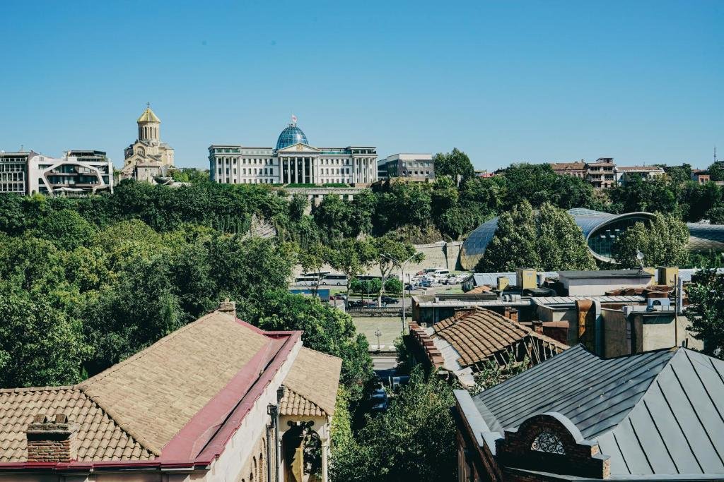 Тбилиси: Отель Clocks Hotel Tbilisi