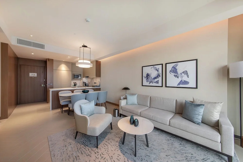 Дубай: Deluxe 2BR Burj Khalifa & Fountain View