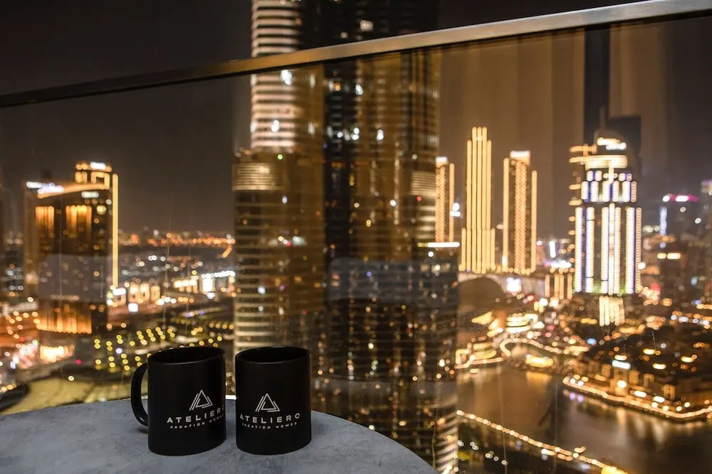 Дубай: Deluxe 2BR Burj Khalifa & Fountain View