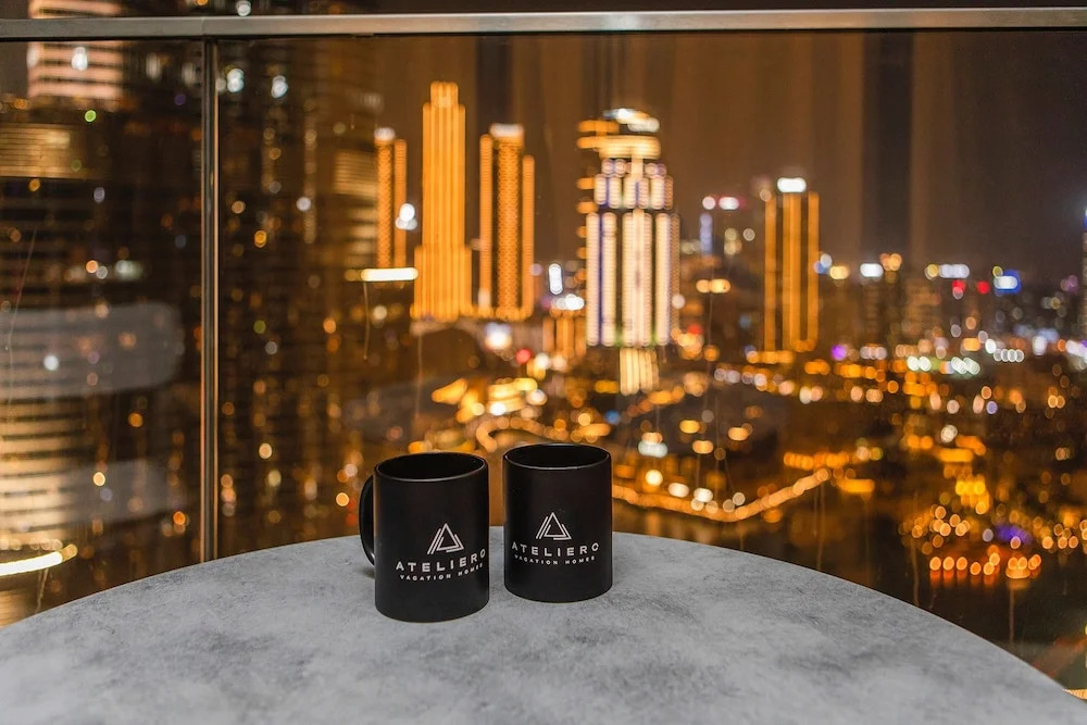 Дубай: Deluxe 2BR Burj Khalifa & Fountain View
