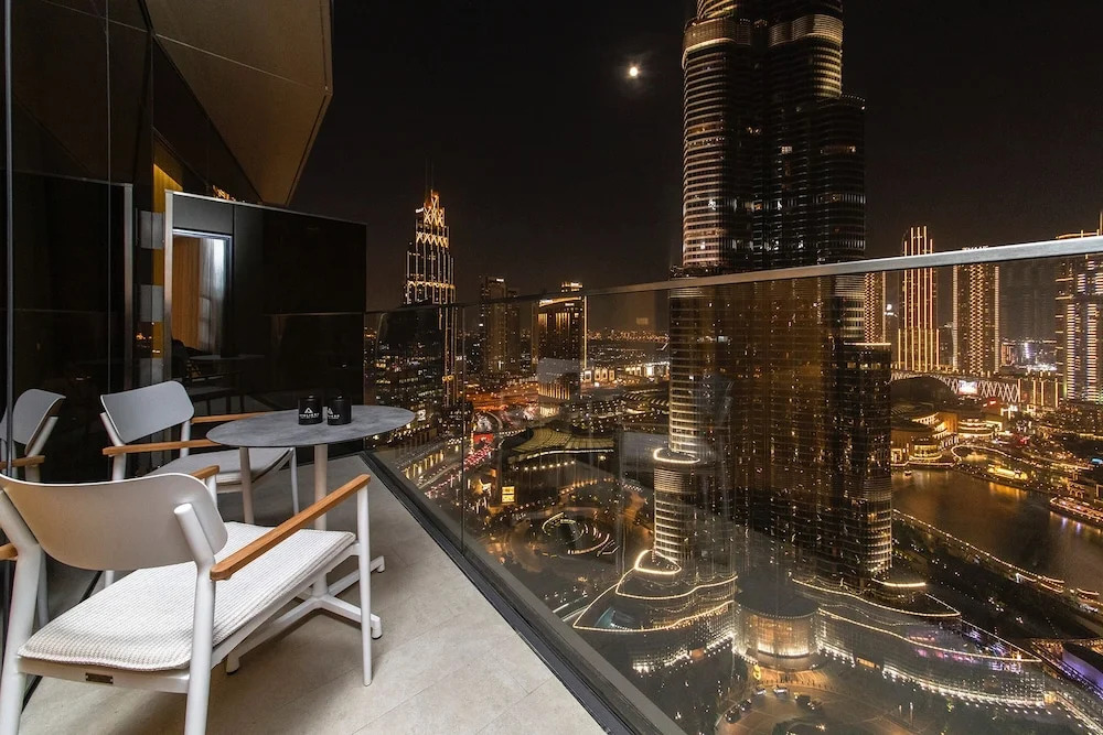 Дубай: Deluxe 2BR Burj Khalifa & Fountain View