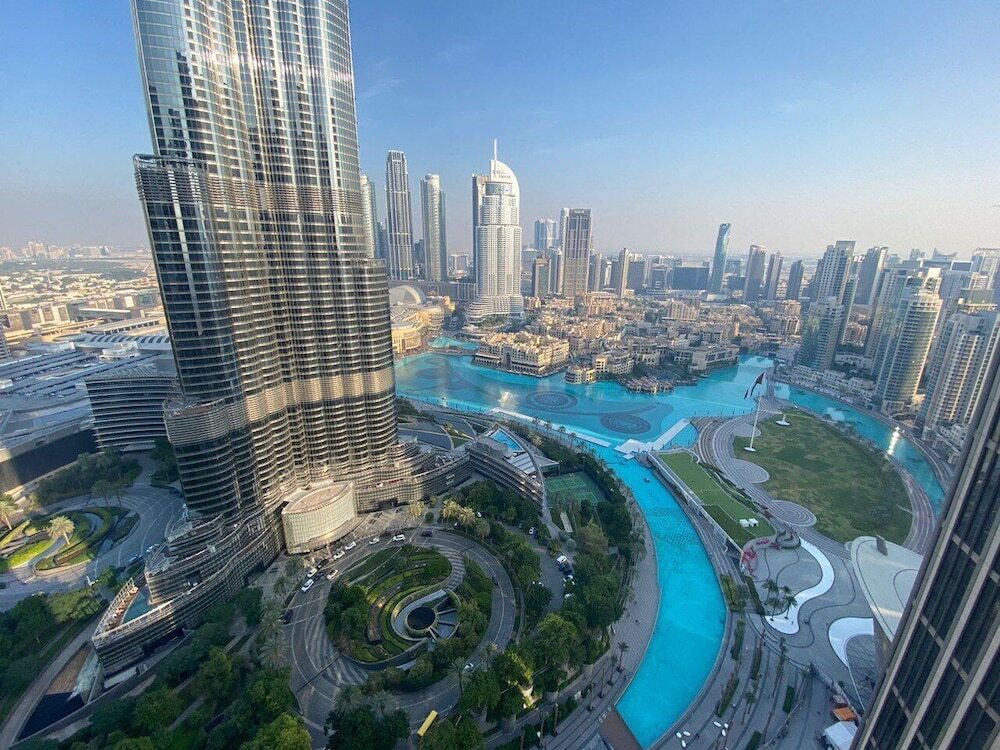 Дубай: Deluxe 2BR Burj Khalifa & Fountain View
