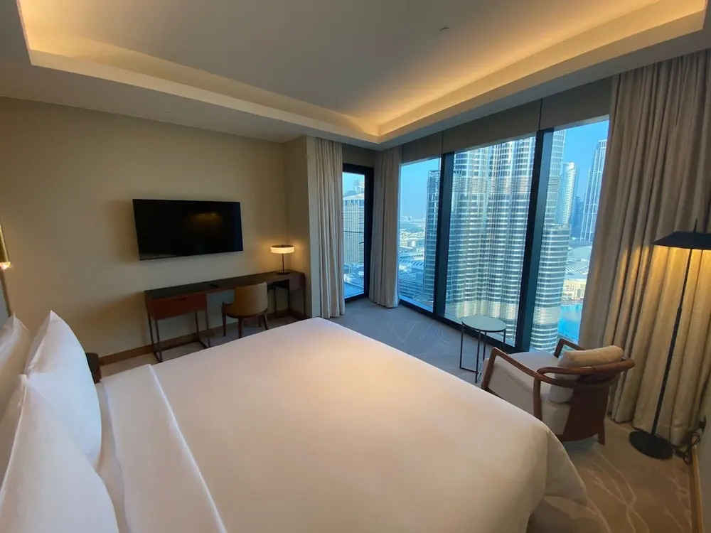 Дубай: Deluxe 2BR Burj Khalifa & Fountain View