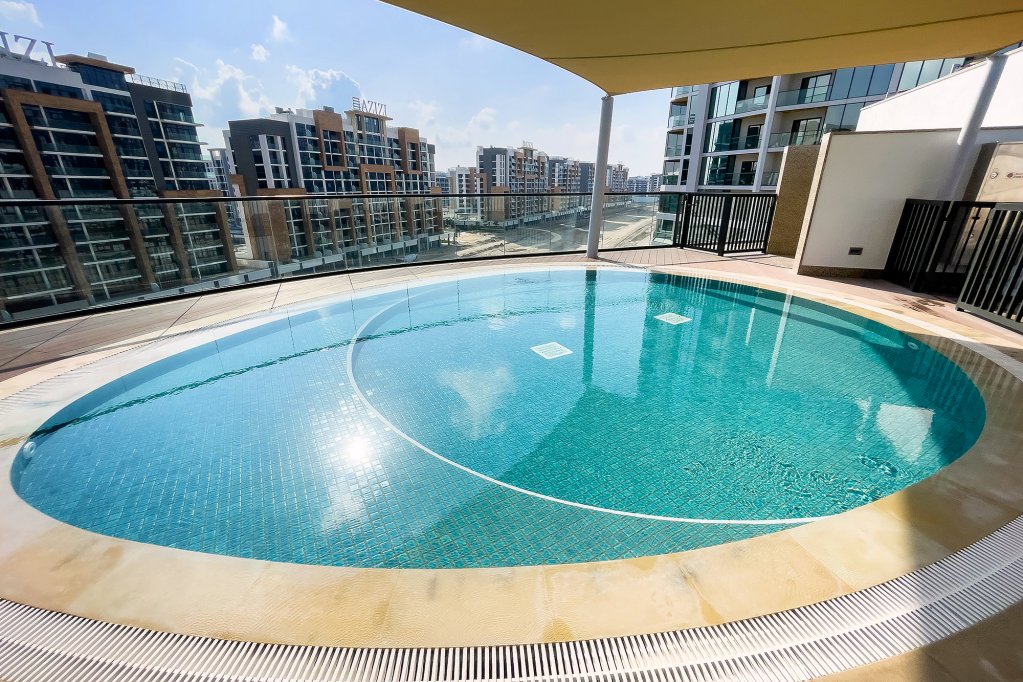 Дубай: Апартаменты Modern 1bdr at Sobha Waves