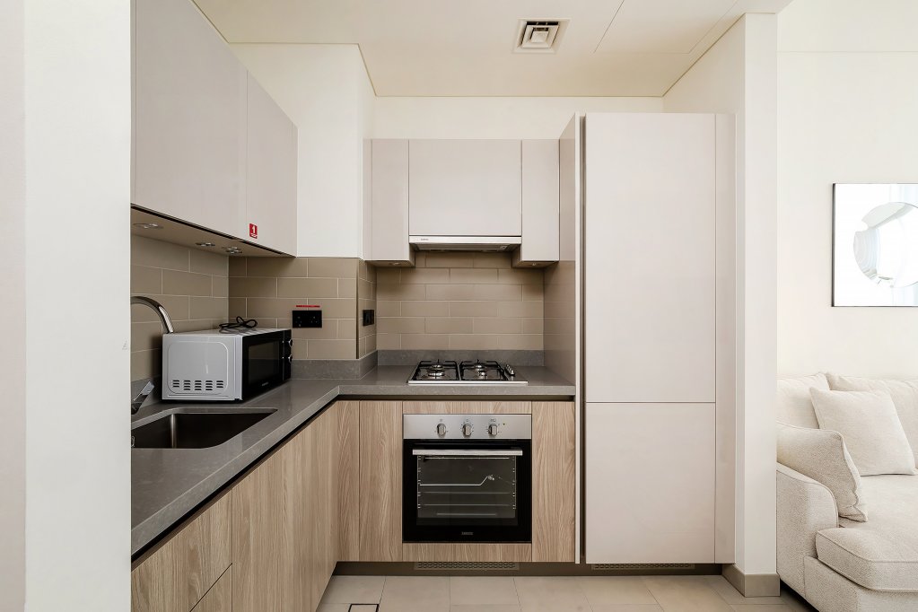 Дубай: Апартаменты Modern 1bdr at Sobha Waves
