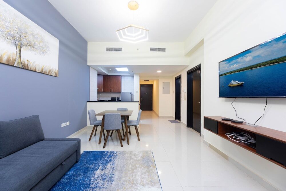 Дубай: Urban Caves - Modern Apartment Steps From The Walk JBR