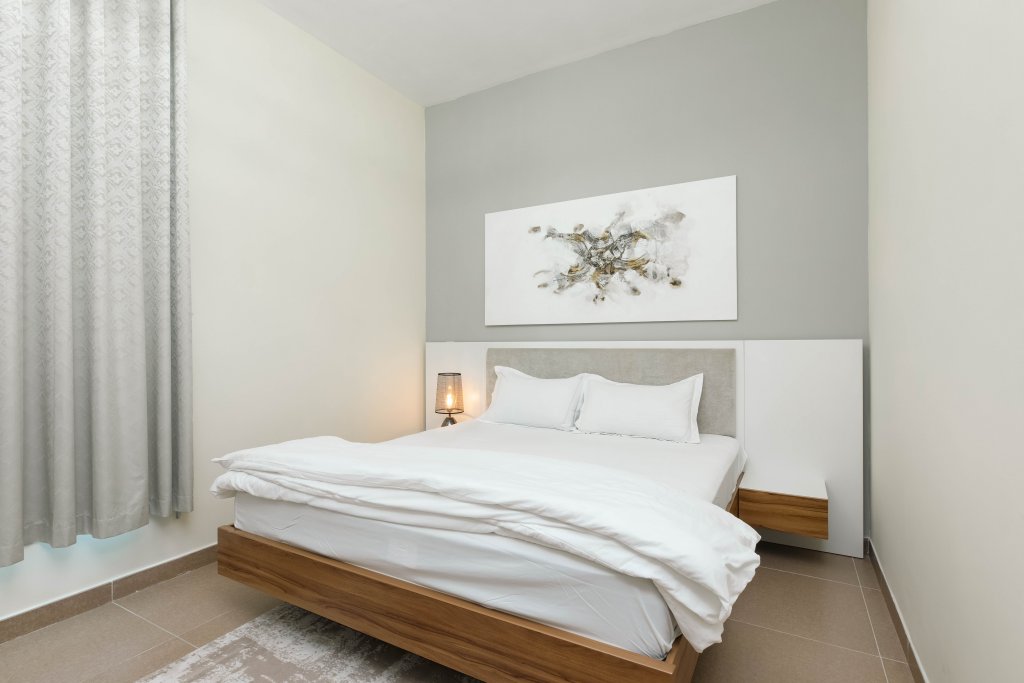 Дубай: Апартаменты Urban Caves - Modern Urban Retreat With Wide City Views