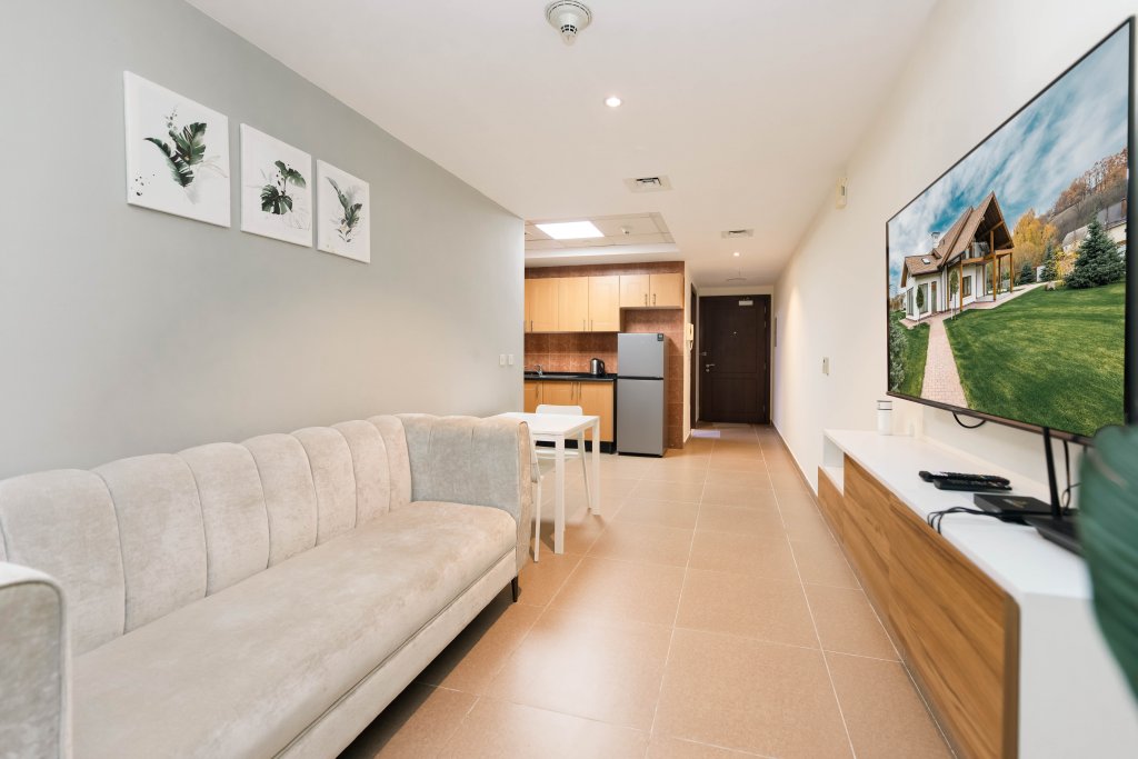 Дубай: Апартаменты Urban Caves - Modern Urban Retreat With Wide City Views