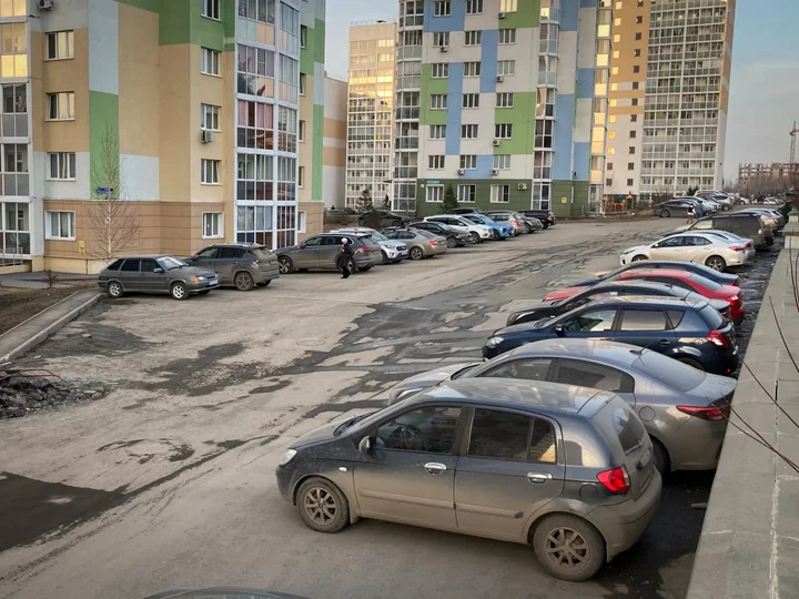 Кемерово: Апартаменты Unique Apart Жасмин с детской кроваткой на 2 Заречной 7а