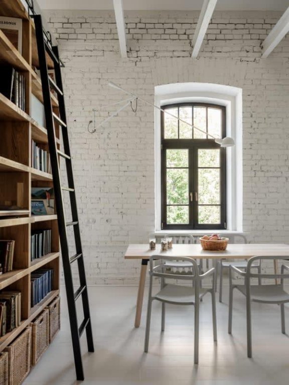 Москва: Апартаменты Flat Inn с камином в арт-лофте рядом с метро Комсомольская