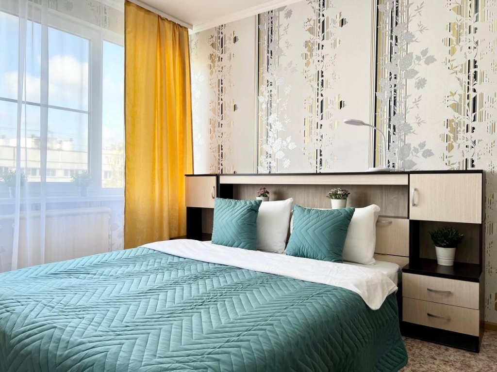 Санкт-Петербург: Две Подушки Спб на аллее Поликарпова