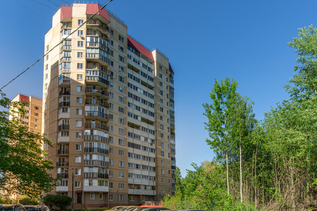 Санкт-Петербург: Апартаменты с балконом на Народной 11к2