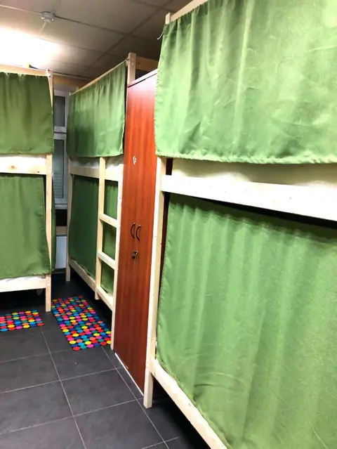 Москва: One Na Bolotnikovskoj Hostel