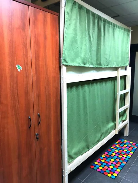 Москва: One Na Bolotnikovskoj Hostel