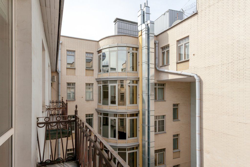 Санкт-Петербург: Квартира возле Эрмитажа