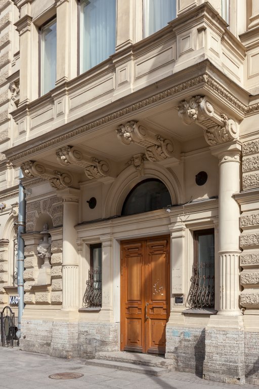 Санкт-Петербург: Квартира возле Эрмитажа