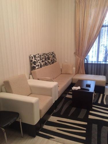 Баку: Sadik Akhundovoy Apartment