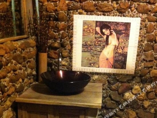 Паи: Baan Ploy Neue Resort