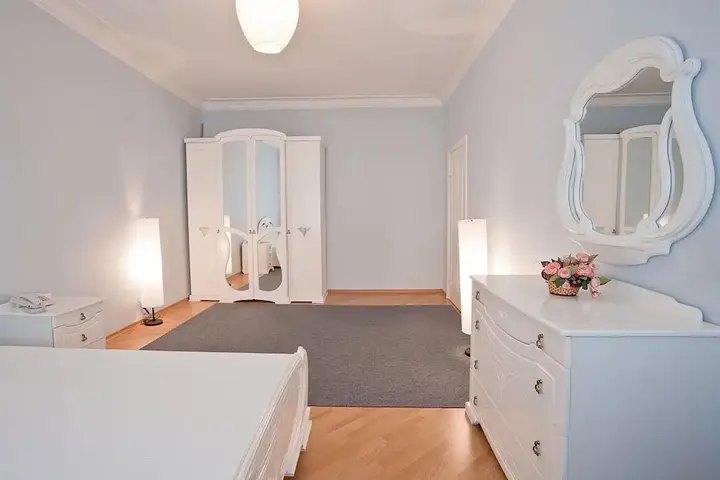 Минск: Apartment on Nezavisimosti 35