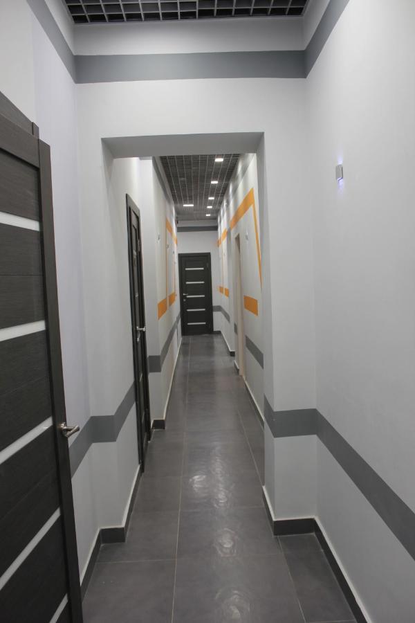 Москва: 22 Na Luhmanovskoj Hostel