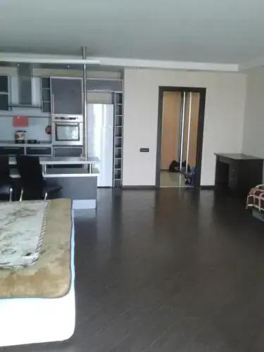 Баку: Apartment on Nariman Narimanov