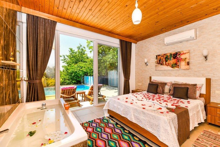 Исламлар: Villa Uzum