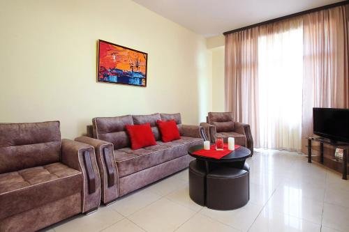 Ереван: Apartment on Nalbandyan Street (New Building)