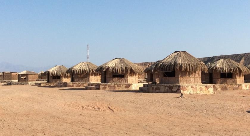 Нувейба: Maagana Camp