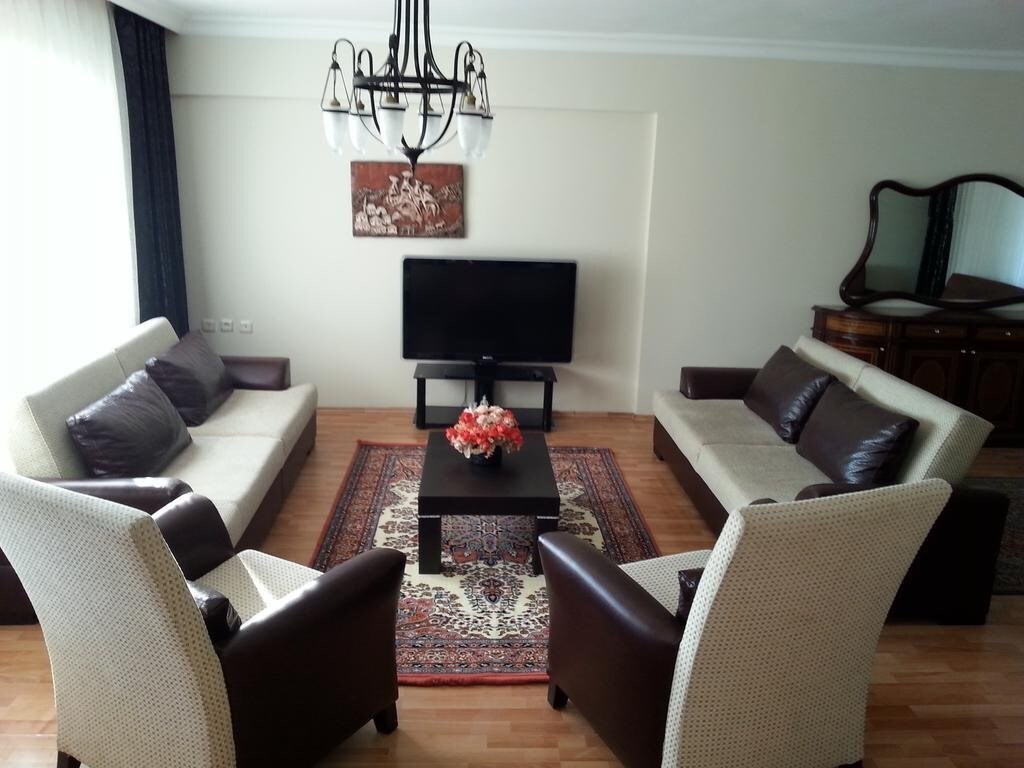 Увезпинар: Villa Rose