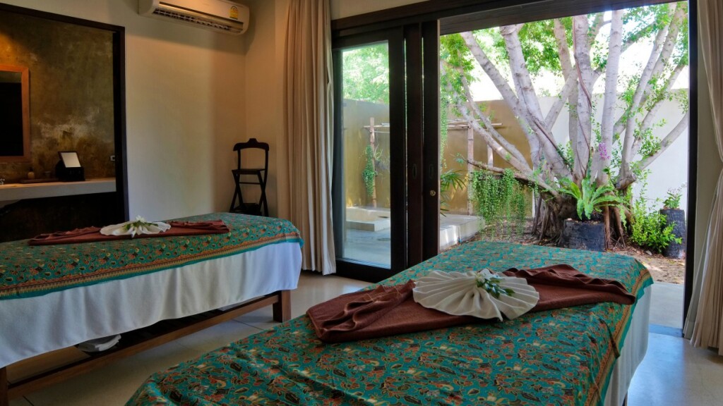 Самуи: Saree Samui 