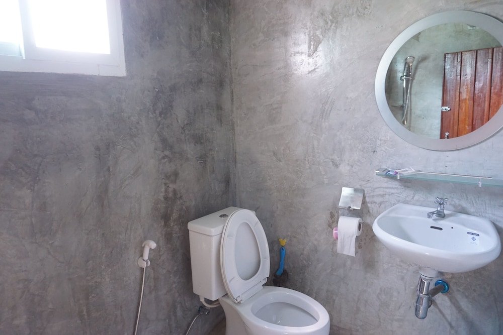 Утхай-Тхани: SolarCell Uthai Thani Homestay