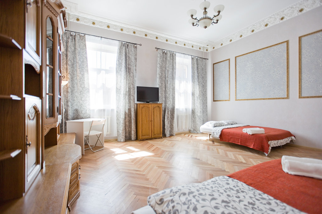 Sukhaparina: Na Kazanskoj Ulitse 17 19 Apartments