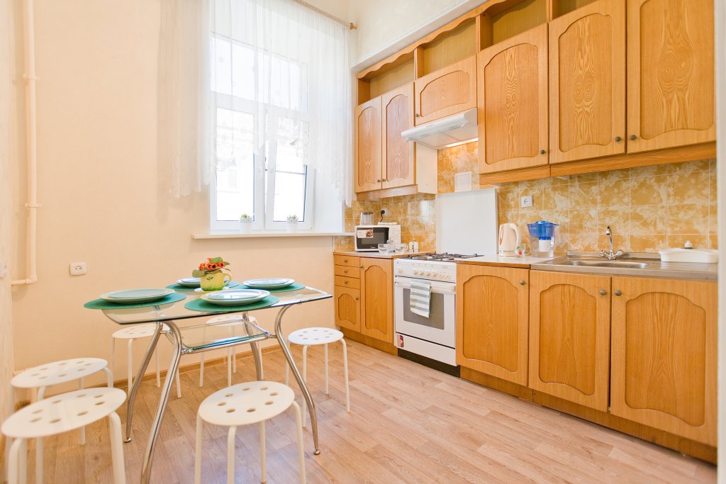 Sukhaparina: Na Kazanskoj Ulitse 17 19 Apartments