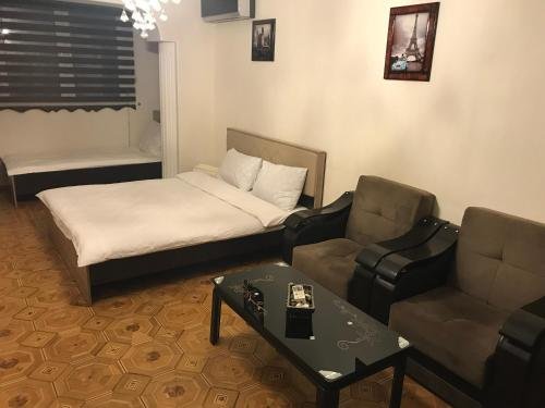 Баку: Apartment on Hasan Seyidbeyli 28