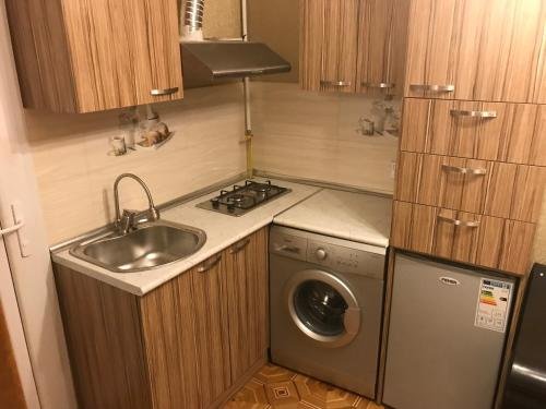 Баку: Apartment on Hasan Seyidbeyli 28