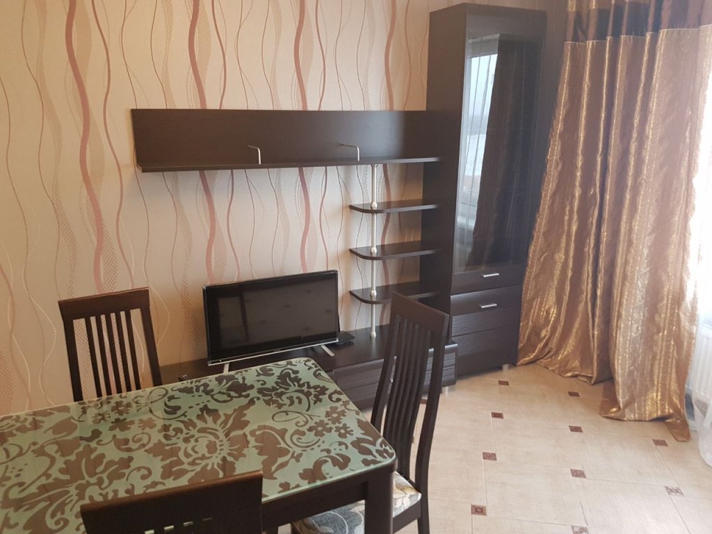 Санкт-Петербург: On Mebelnaya 49 92 18 Etazh Apartments